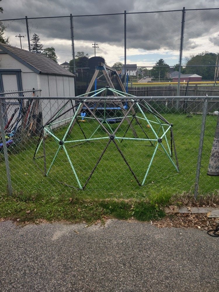 Kids Climbing Dome