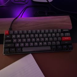 GMMK 60 % bare bones keyboard 