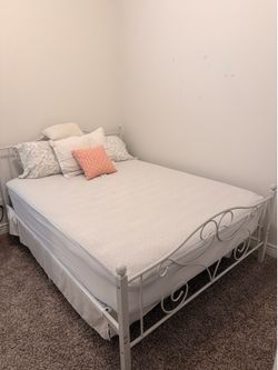 Queen Size bed Set