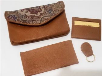 Women's vintage wallet