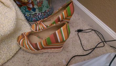 Brand new wedges-size 10