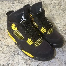 Jordan 4s yellow thunders