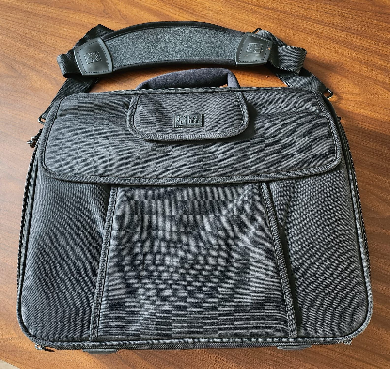Case Logic Laptop Computer  Shoulder Bag w/Strap. Business Briefcase. Excellent condition. 
