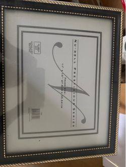 7 NuDell Prestige Series Executive Document and Photo Frame with Three-Way Mat, Plastic, 11 x 14 Insert, Black/Gold