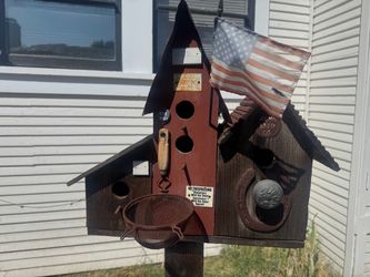 Rustic hand-crafted Birdhouse and feeder