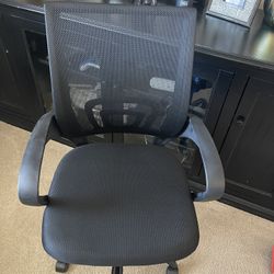 Brand New! Desk Chair 