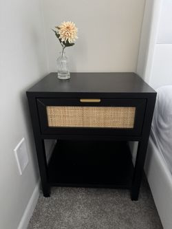 Like New Nightstand 