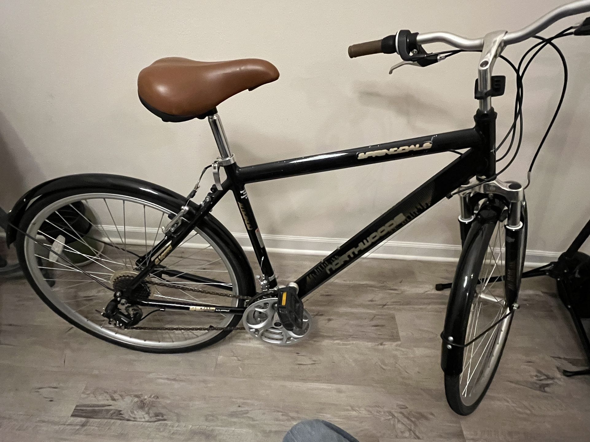 21 speed, hybrid Northwoods, Springdale bicycle