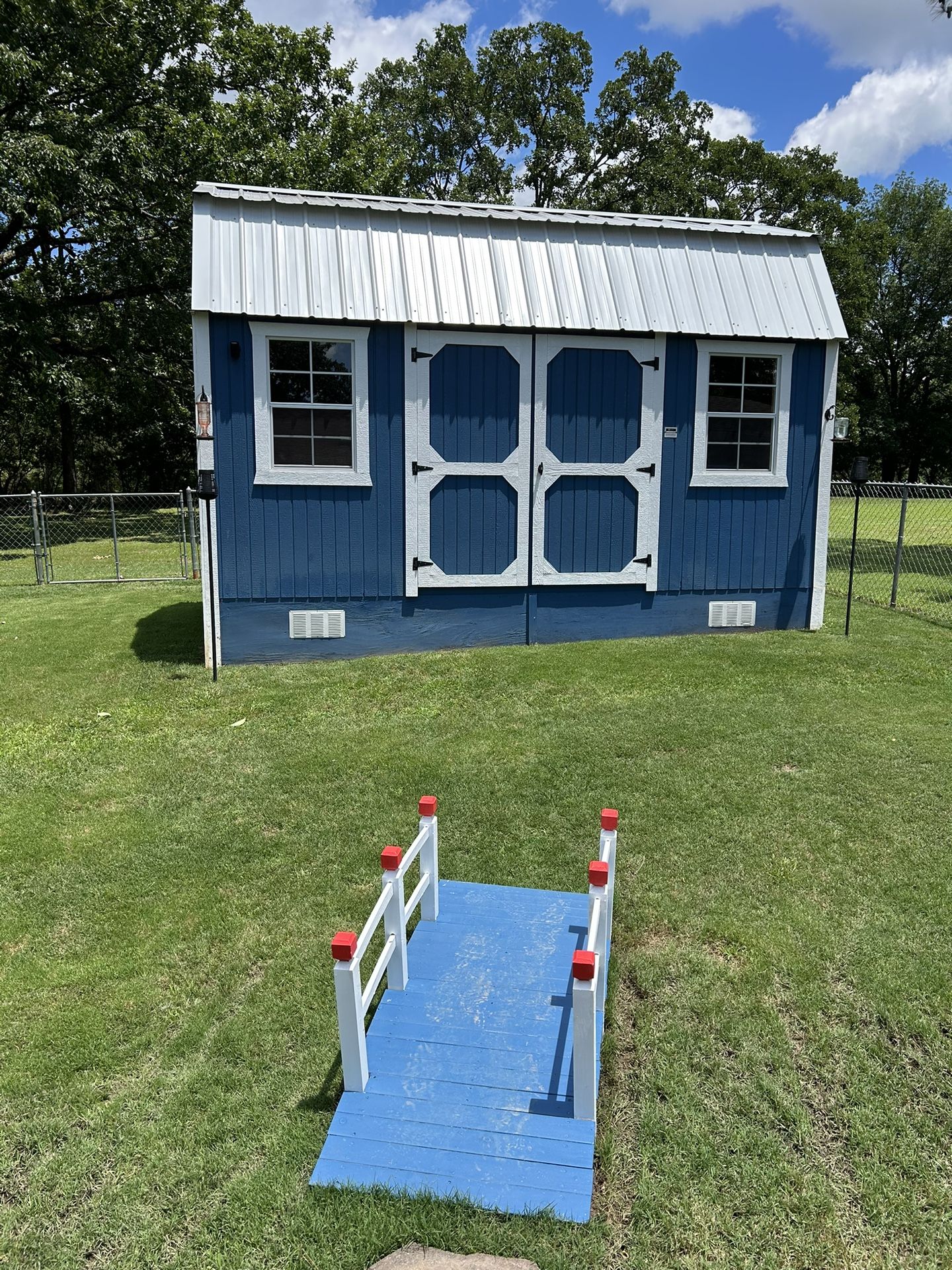 Out Door Shed