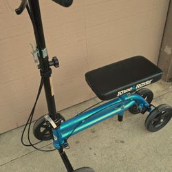 KneeRover Knee Walker / Knee Scooter (4-Wheel) – Brakes Work – Blue