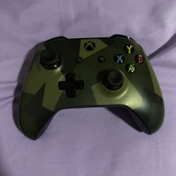 Xbox One Armed Forces Controller