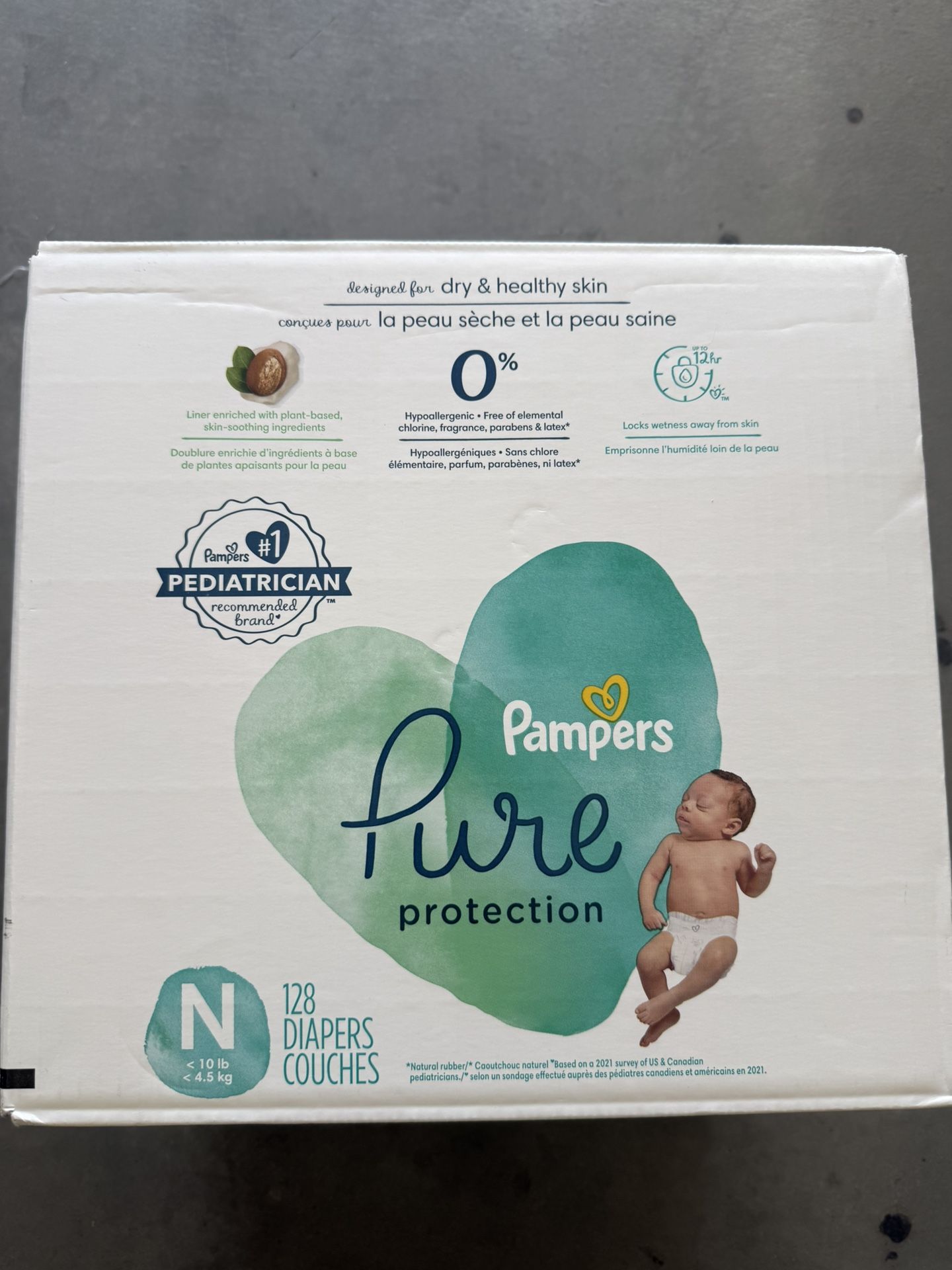 Pampers pure protection