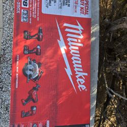 Milwaukee Set