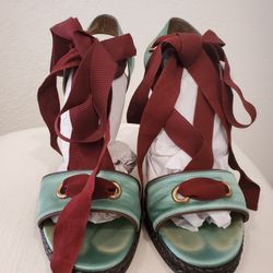 BCBG Maxazria Satin/Breeze wedges