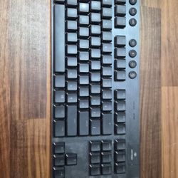 Logitech G915 Gaming Keyboard 