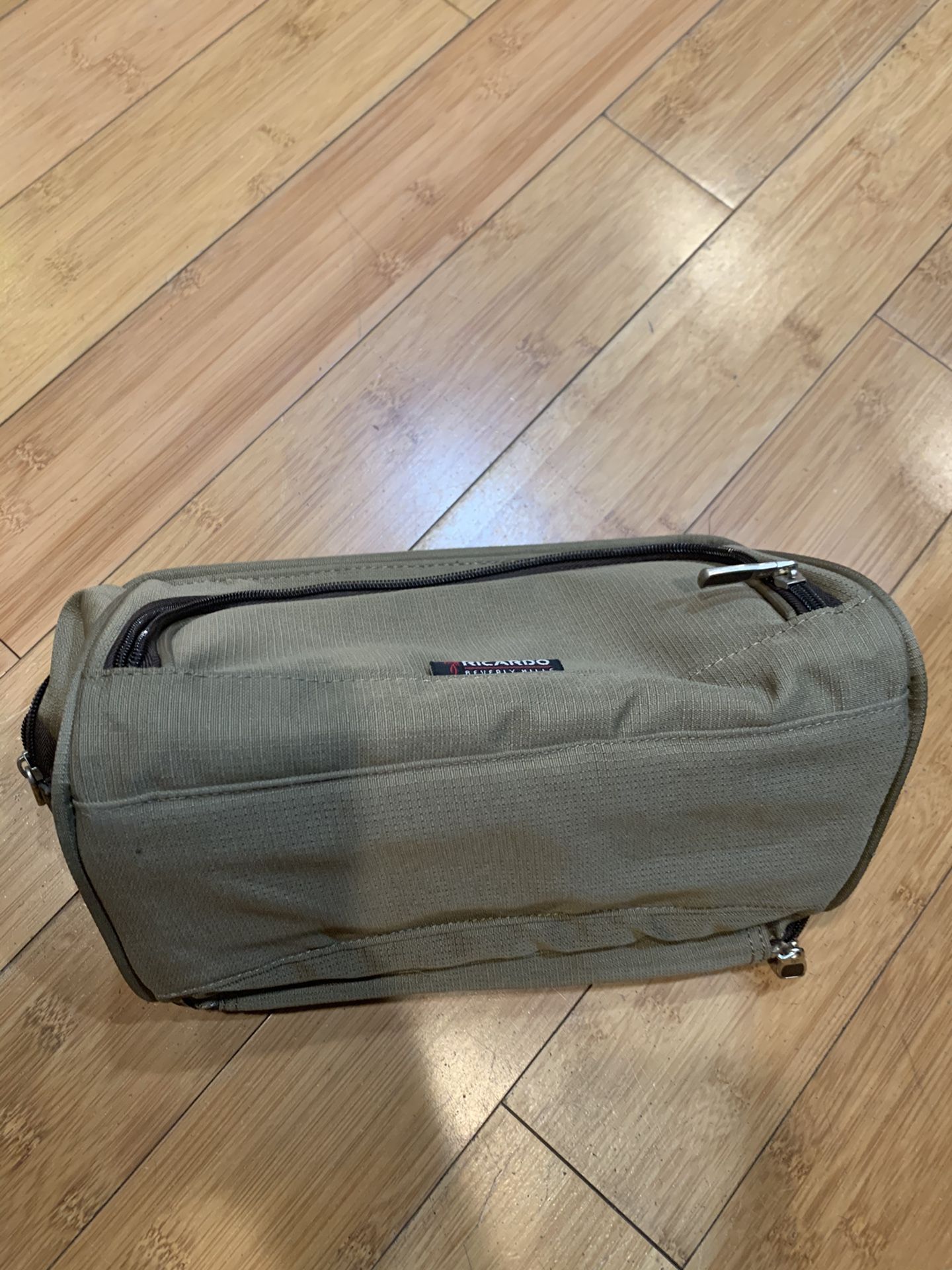 Essential bag. Brand new Size 10” x 7” x 7”.