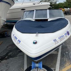 18.5’ Rinker Boat w/ Aluminum Trailer- Ready for The Water!