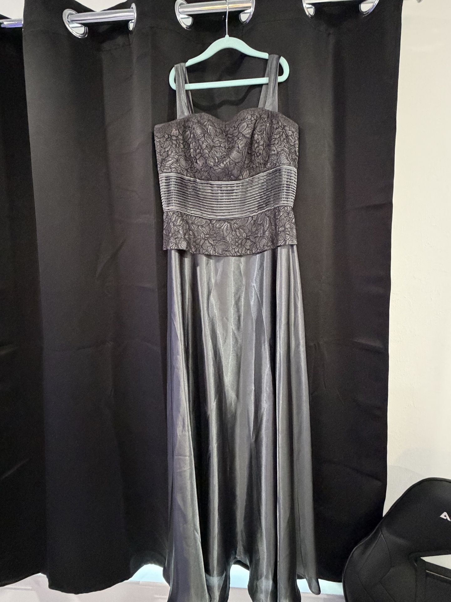 Elegant dress