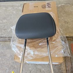 Headrest, Front Seat Qty 2