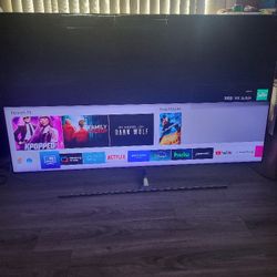 Samsung Flat QLED 4K UHD 7 Series Smart TV 65"