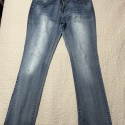 Low rise 00’s jeans 