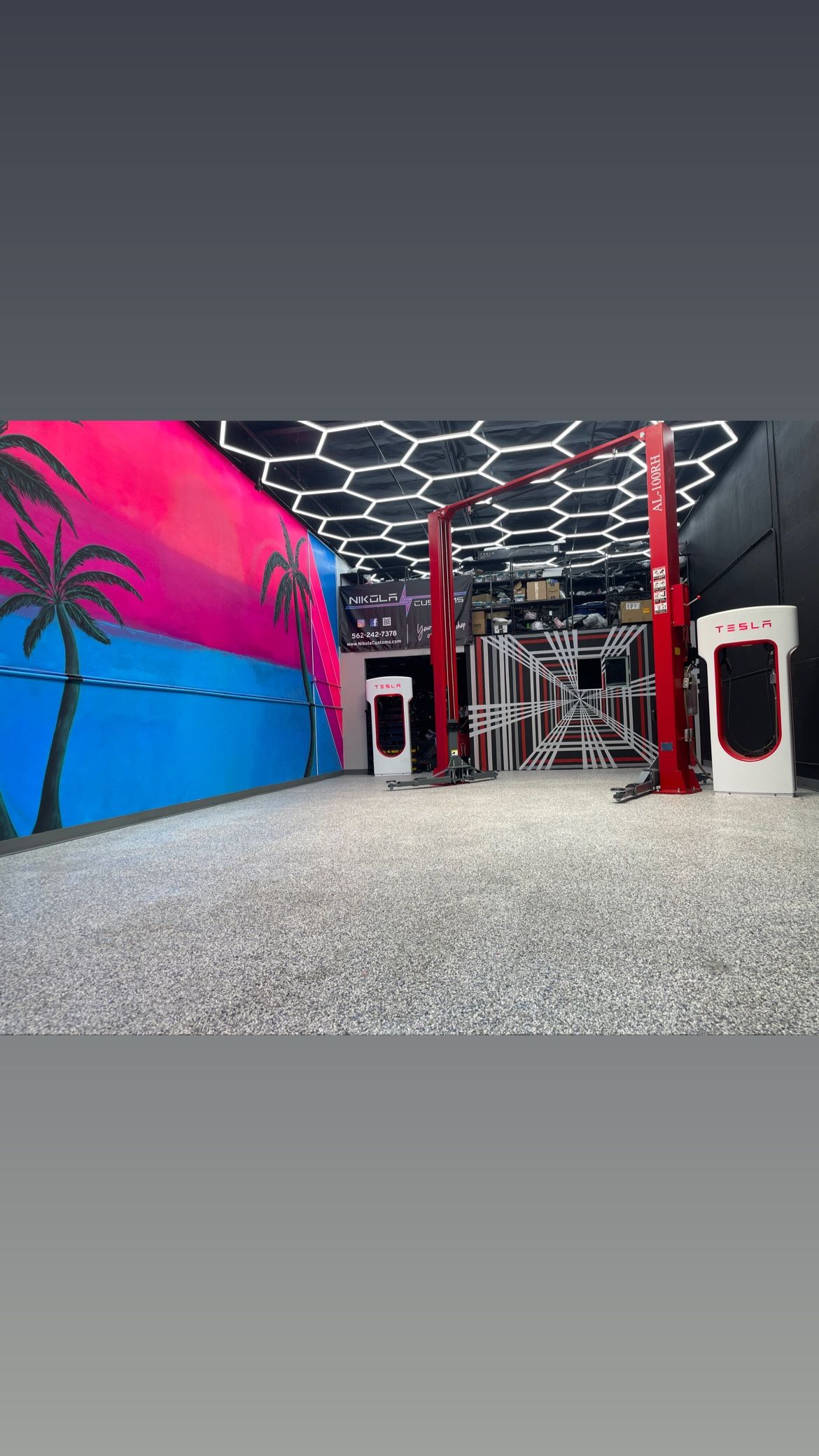 Daily Shop/Studio space with lift available