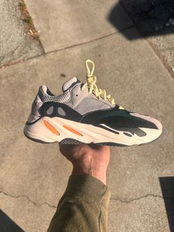 Yeezy 700 Wave Runner