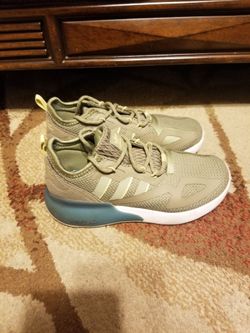 Adidas Kids Shoes Size 1.5