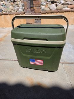 Igloo ice chest