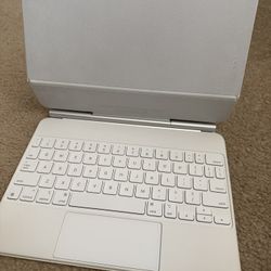 Apple Magic Keyboard 