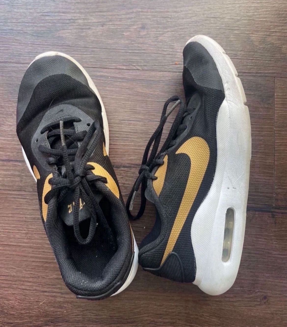 Nike Kids' Shoes, size 5
