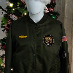 Forever 21 Bomber Jacket "I Call All The Shots Babe" Size Large Juniors