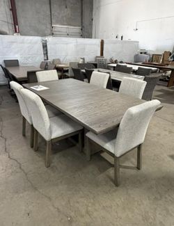 Goodwin 7Pc Dining Set - BRAND NEW
