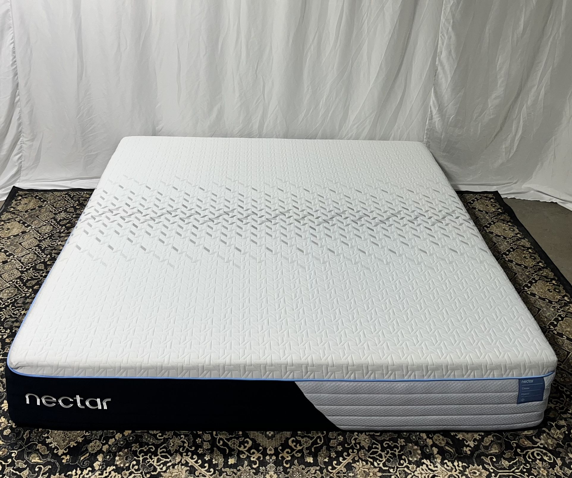 Nectar Classic Hybrid Mattress - KING 