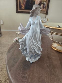 Lladró Porcelain figures