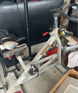 Sunny stationary bike