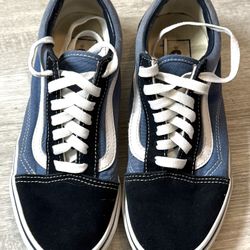 Vans Woman’s Size 6 Mens 4