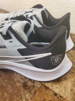 Las Vegas Raiders Nike Pegasus 38 Shoes