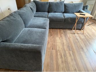 Sectional Coach $600 dlls