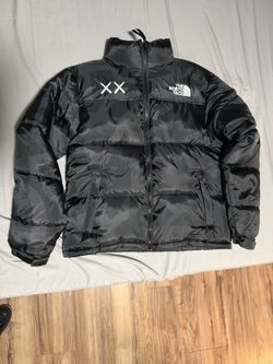 Northface 700 Kaws puffer