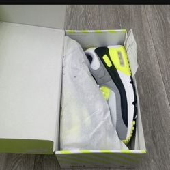 Air Max 90 Size 8.5M