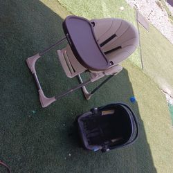 Clean high chair $45 
Used Baby carrier no base only carrier $20 
Both for $55 cash must pick up Broadway and apache buckeye az