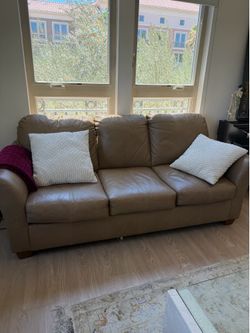 Ashley Genuine Leather Sofa – Excellent Condition