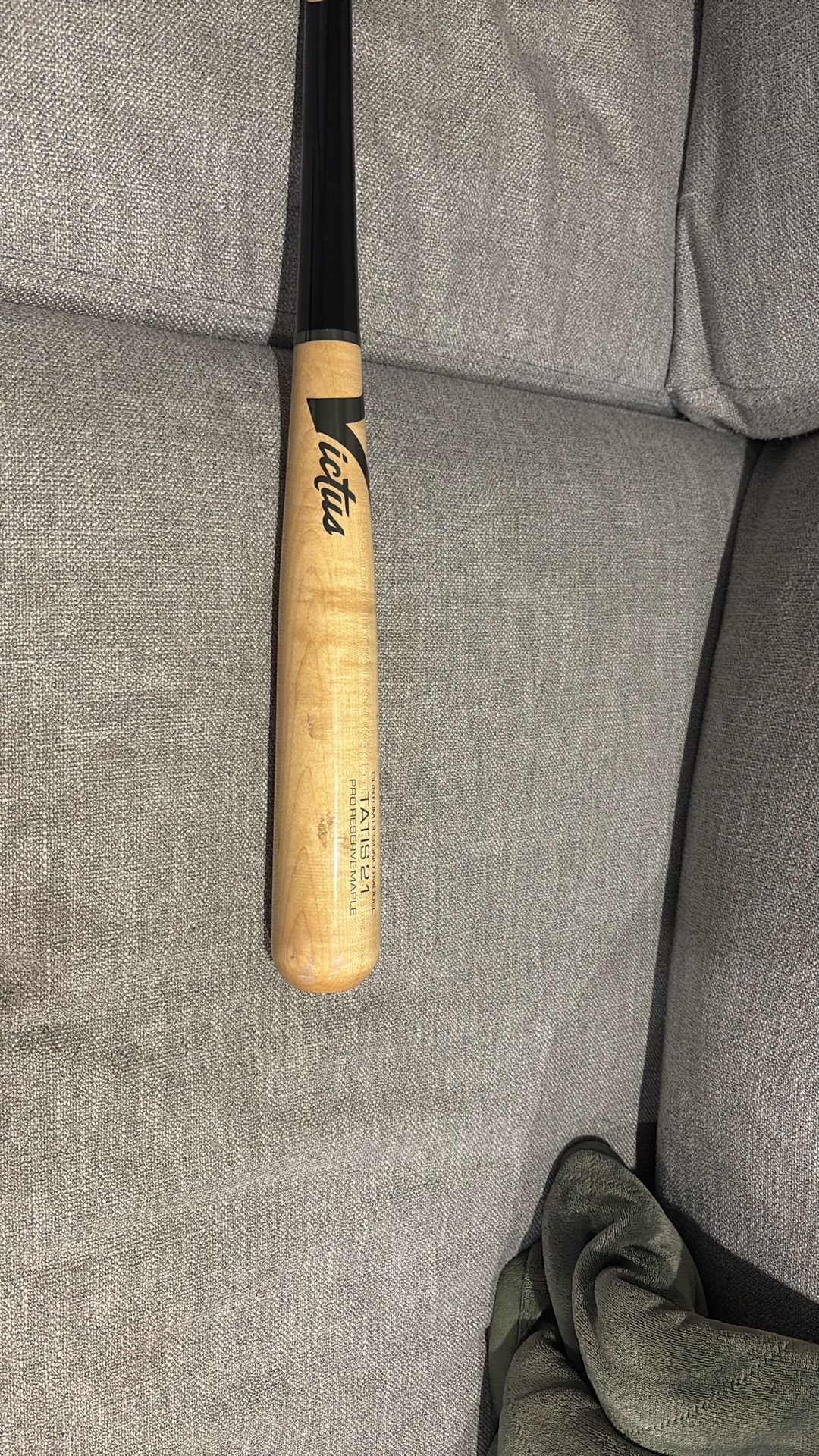 tatis jr victus baseball bat