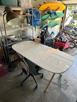 Dining Table / Desk