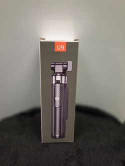 U9 Selfie Stick in Box
