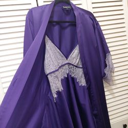 Ladies Lingerie Robe and Matching Nightie $60 OBO 