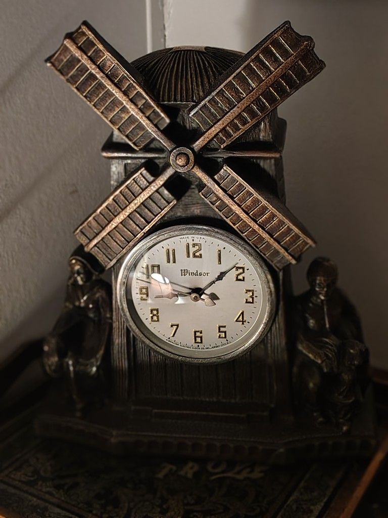 Windsor Mantle Clock