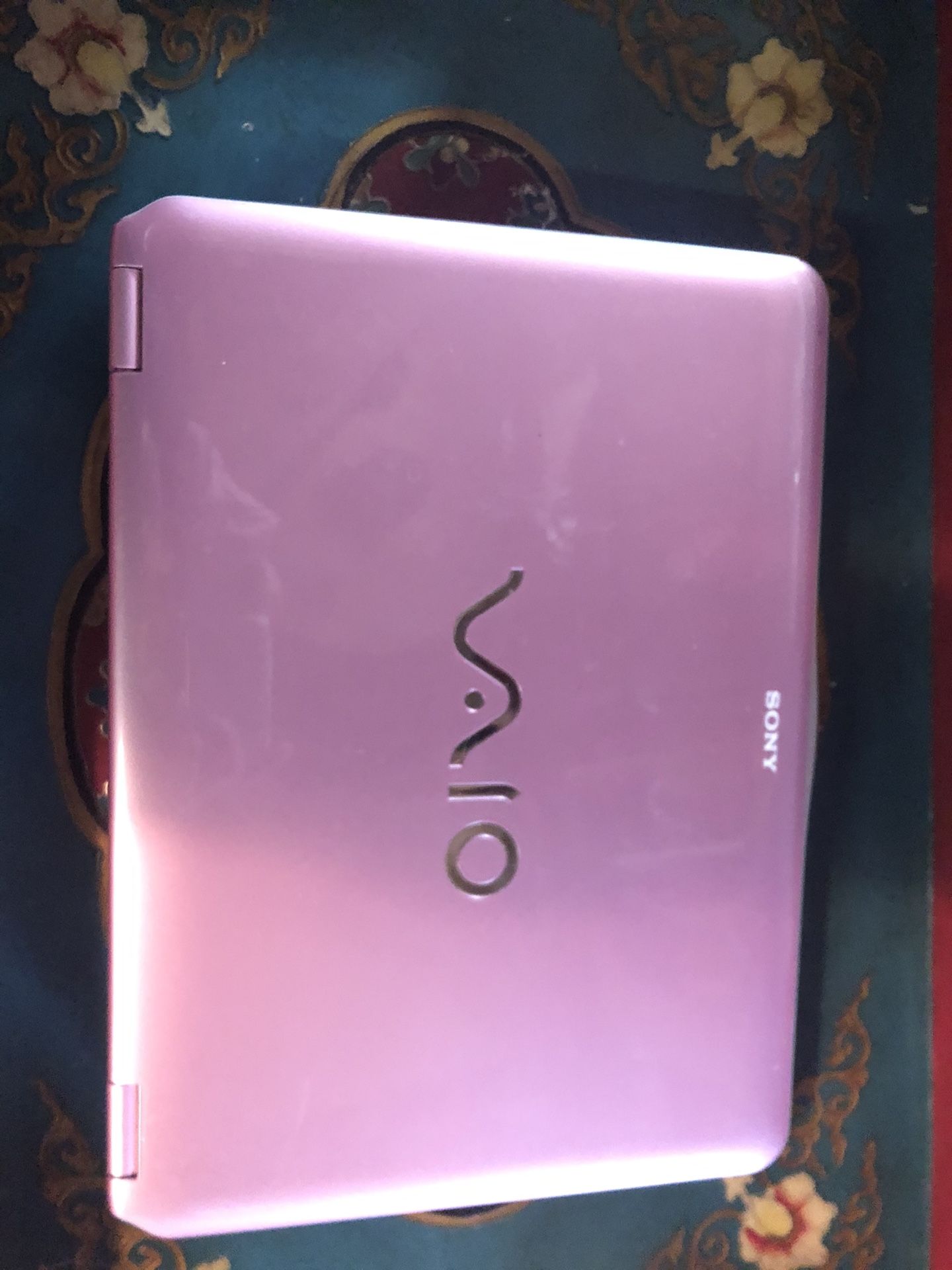 Sony Vaio Laptop (PINK!)