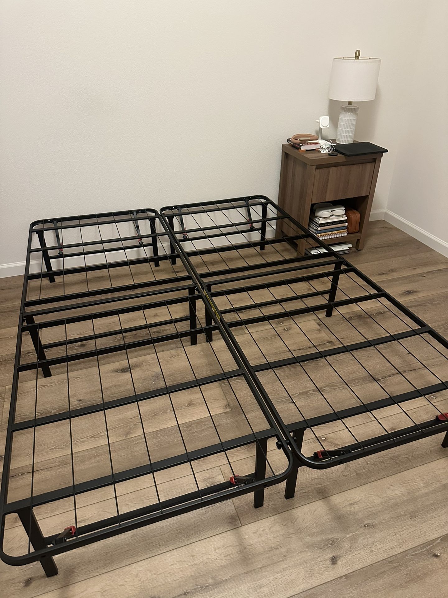 Queen Size Foldable Metal Bed Frame